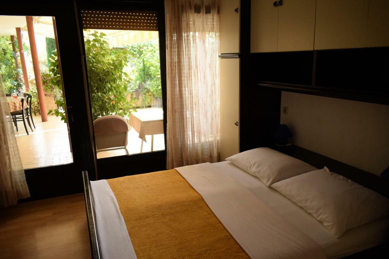 Rooms Vila Mautner Vodice Extérieur photo